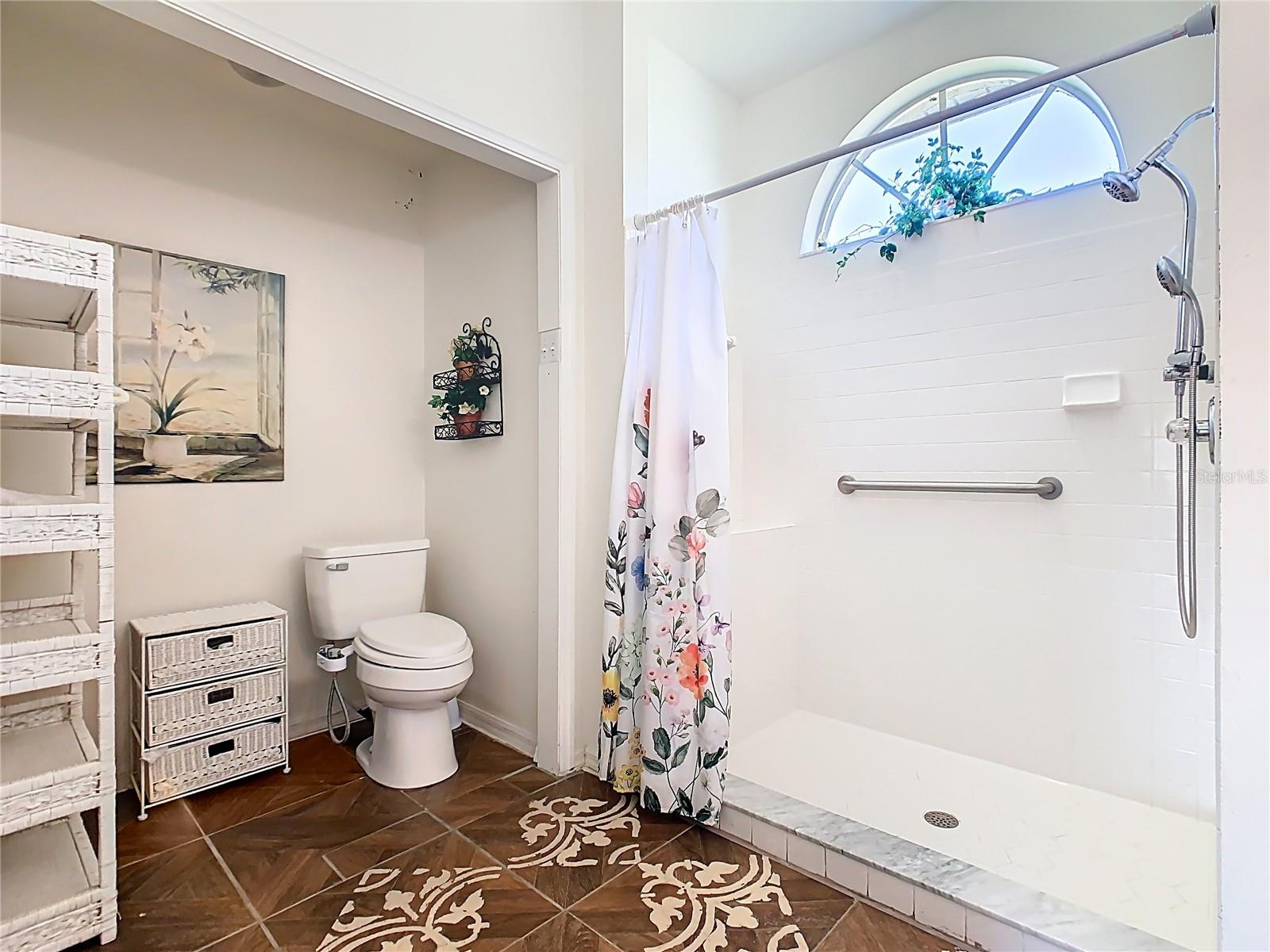 3050 WALDEN SHORES BLVD