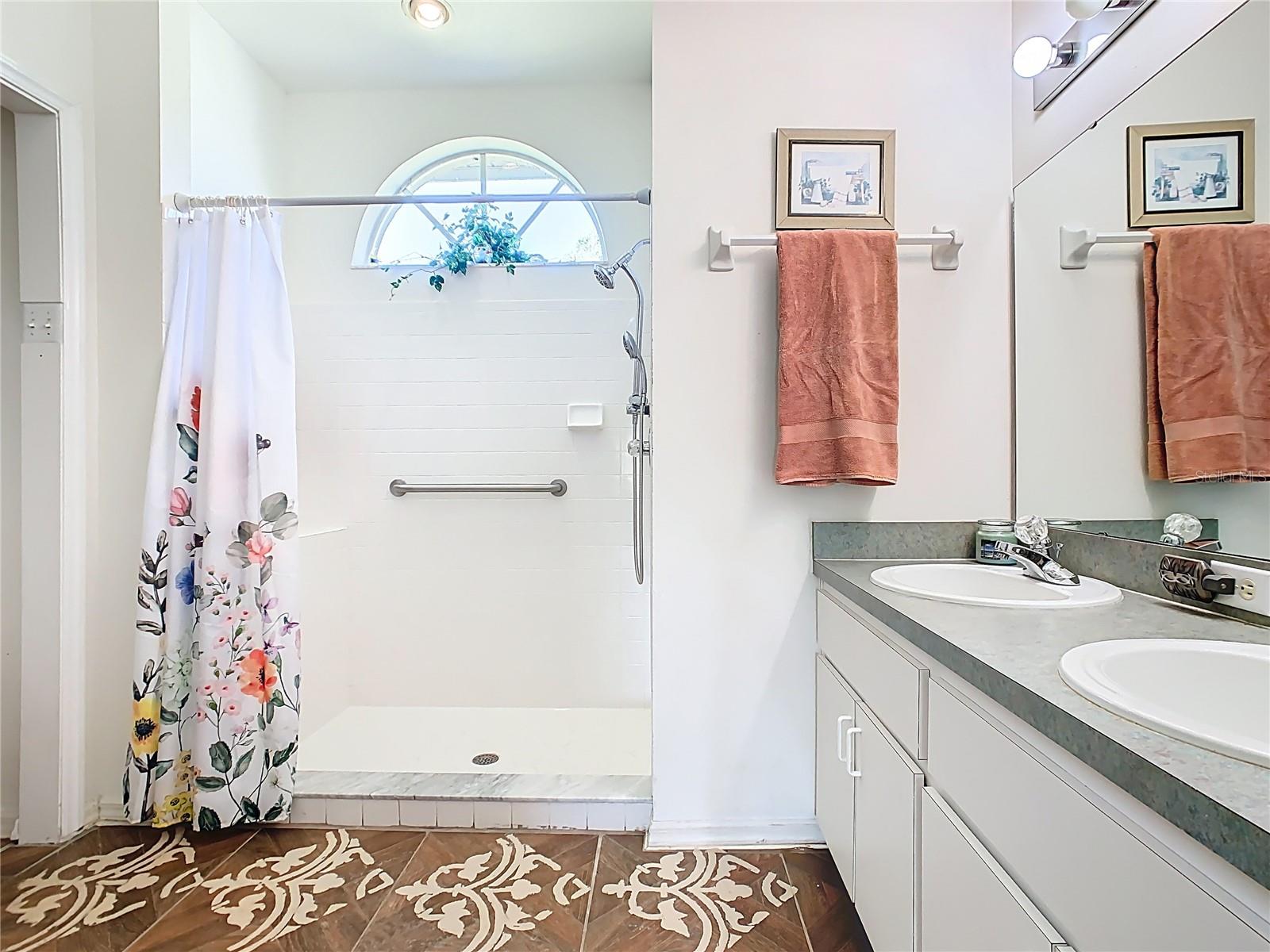 3050 WALDEN SHORES BLVD