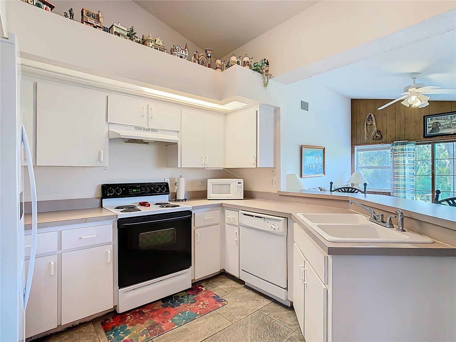 3050 WALDEN SHORES BLVD