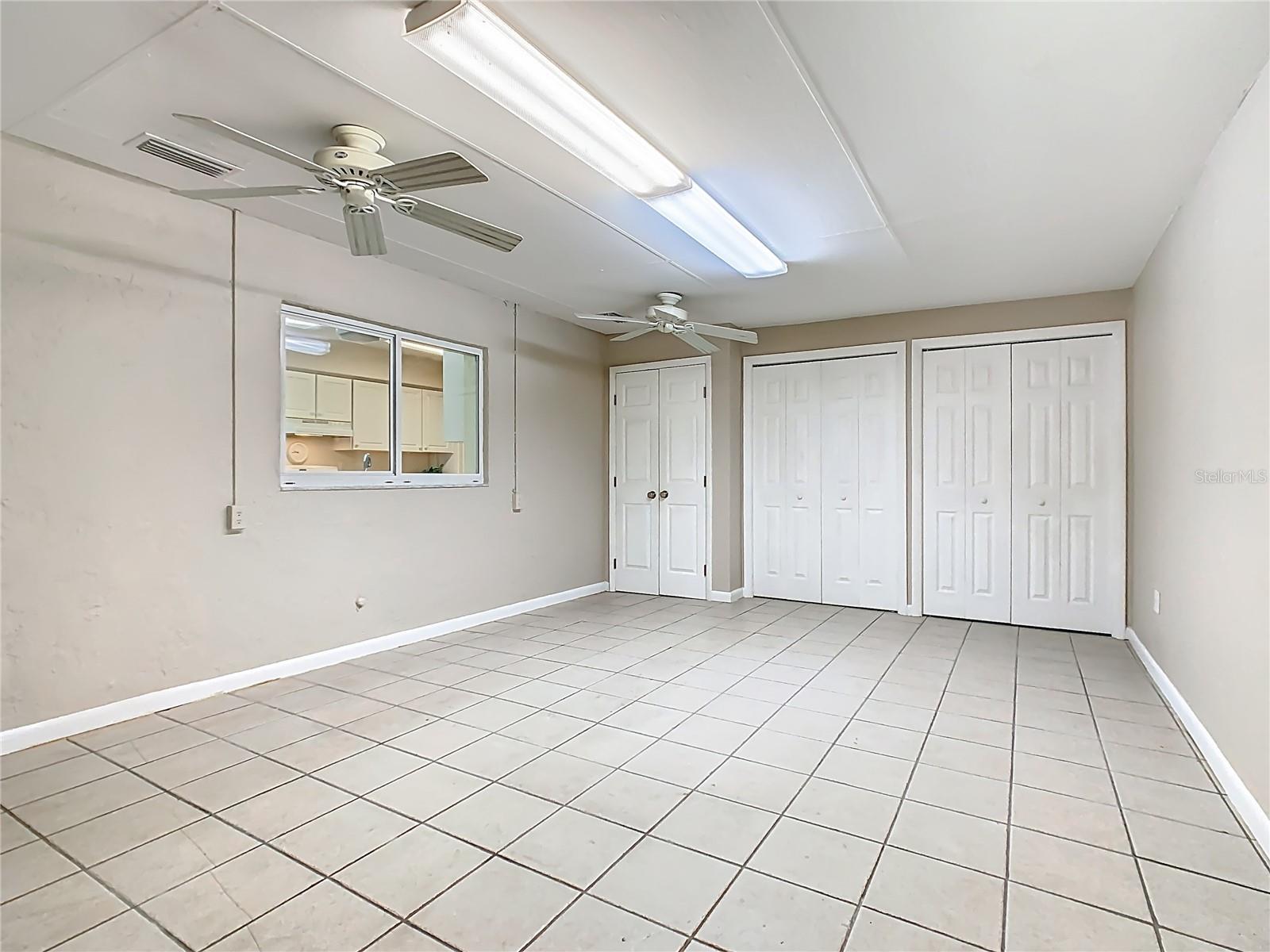 433 CANAL DR
