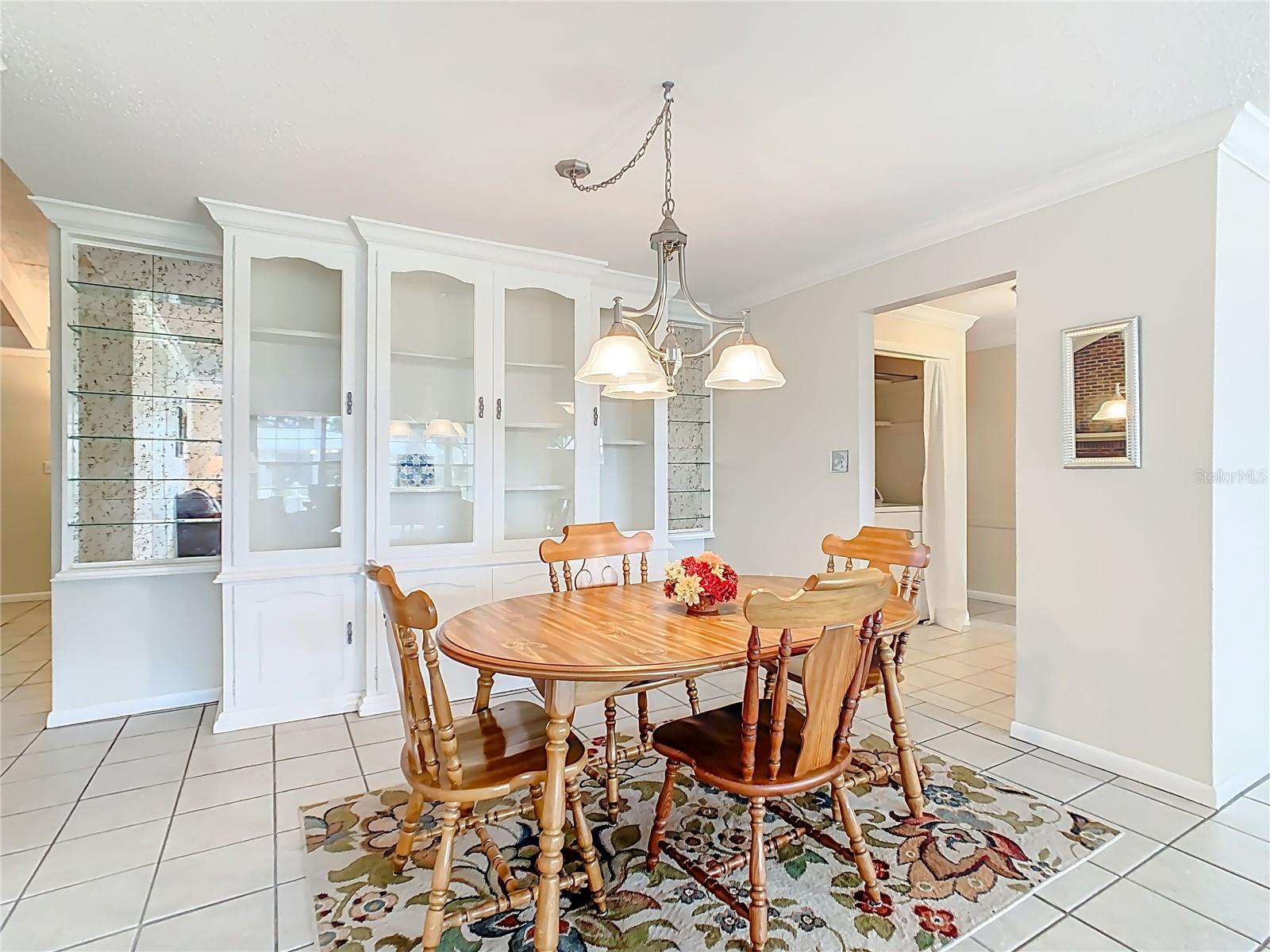 433 CANAL DR
