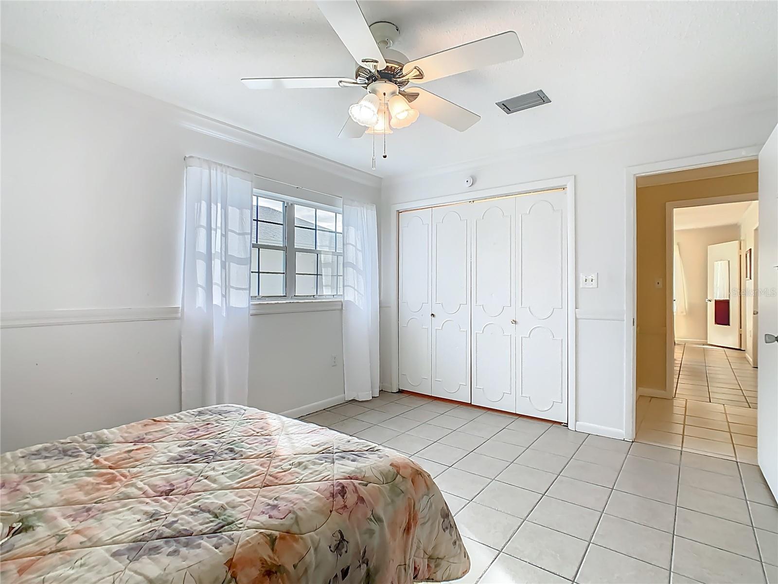 433 CANAL DR