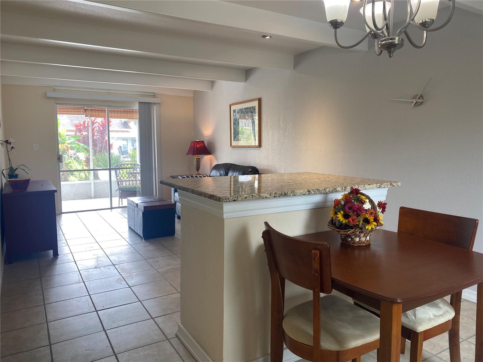 4409 CLUB CIR