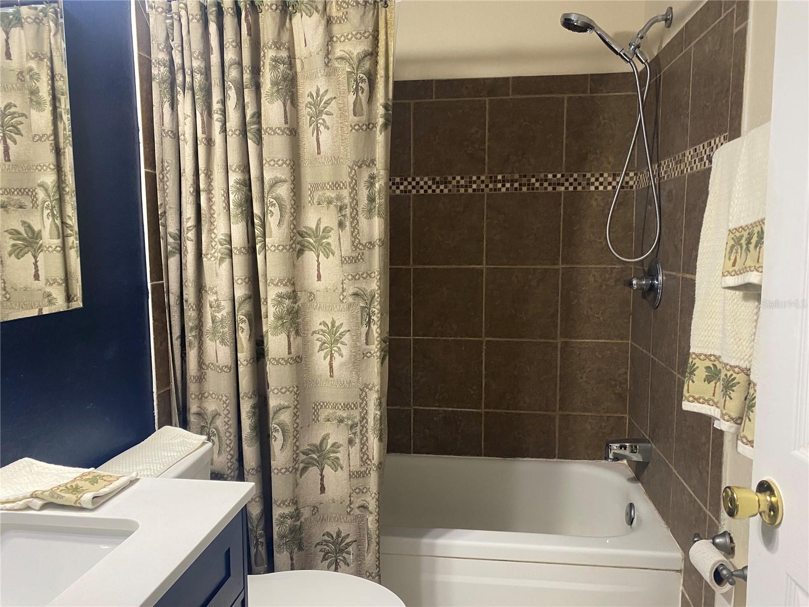 4409 CLUB CIR