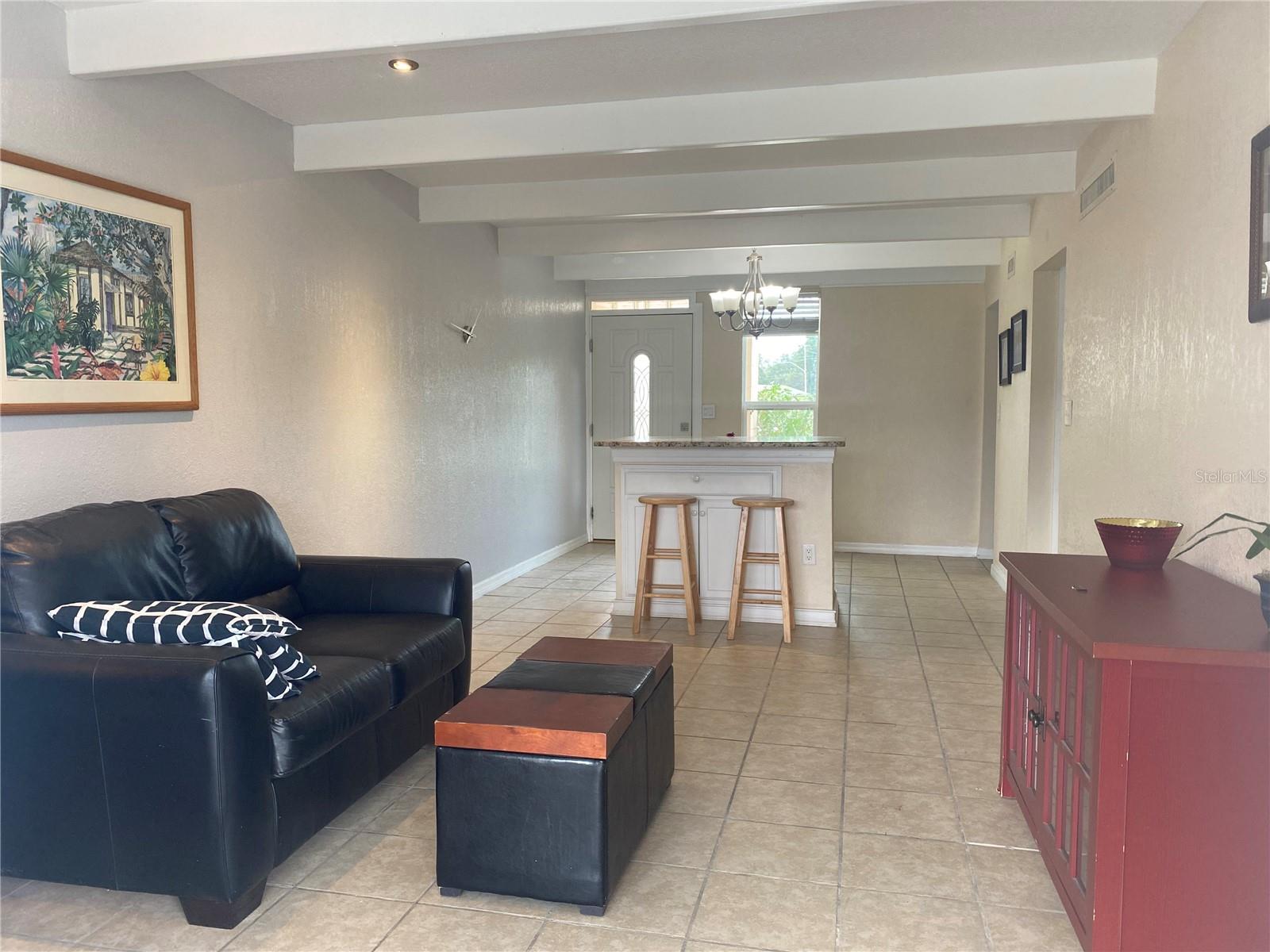4409 CLUB CIR