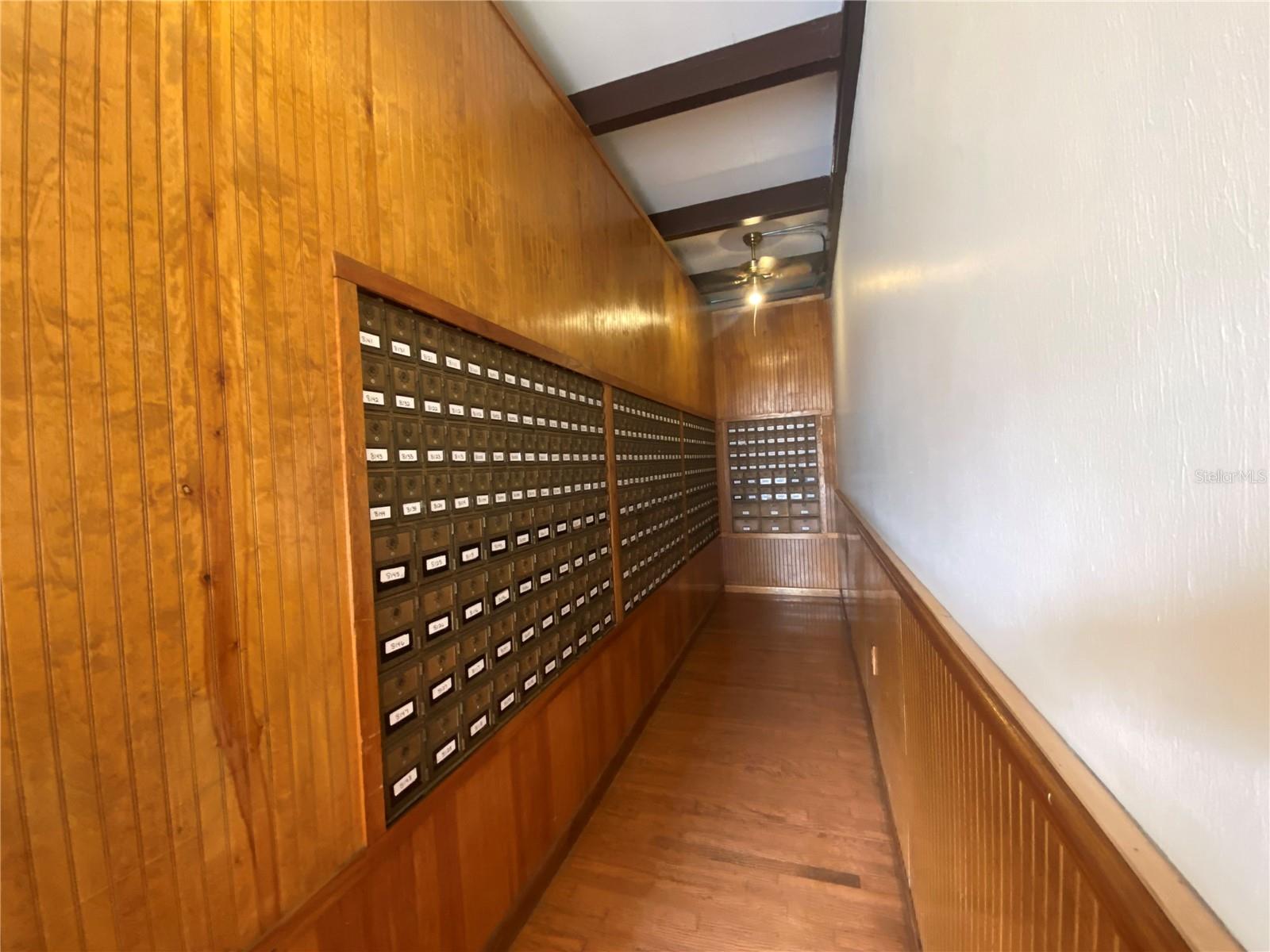 4409 CLUB CIR