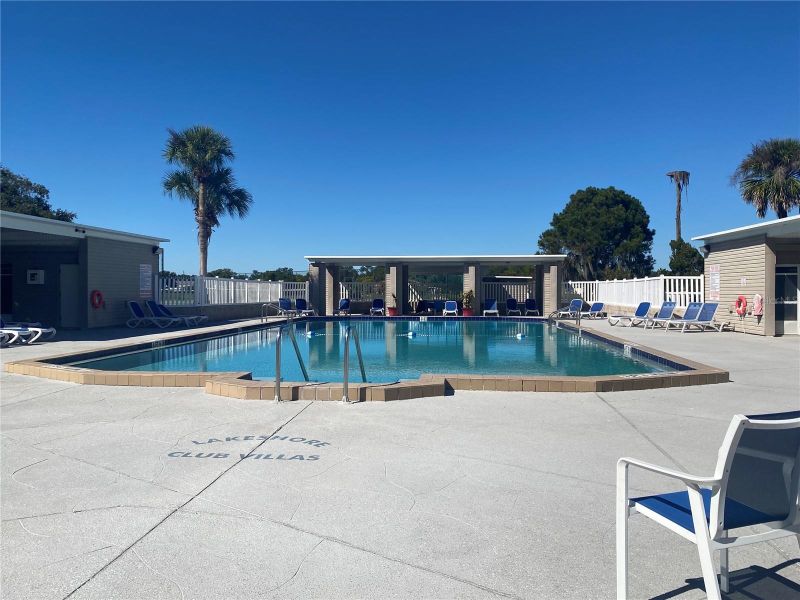 4409 CLUB CIR