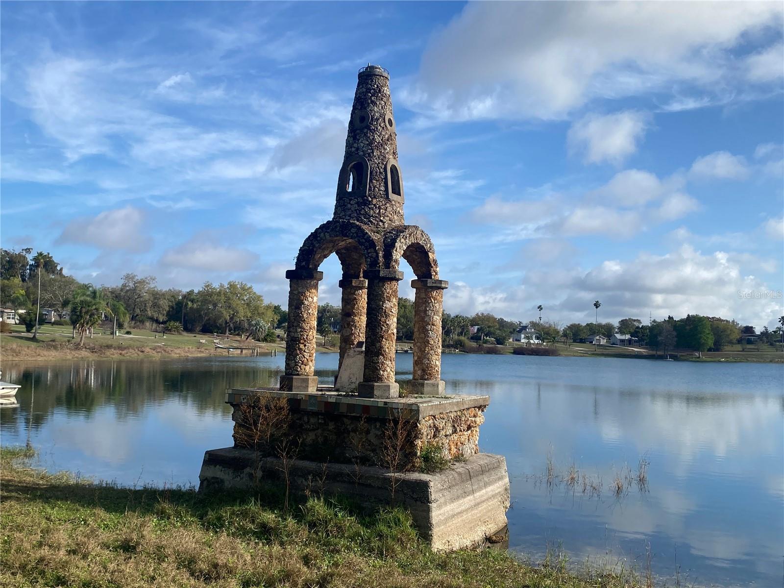 1124 SAINT ANNE SHRINE RD