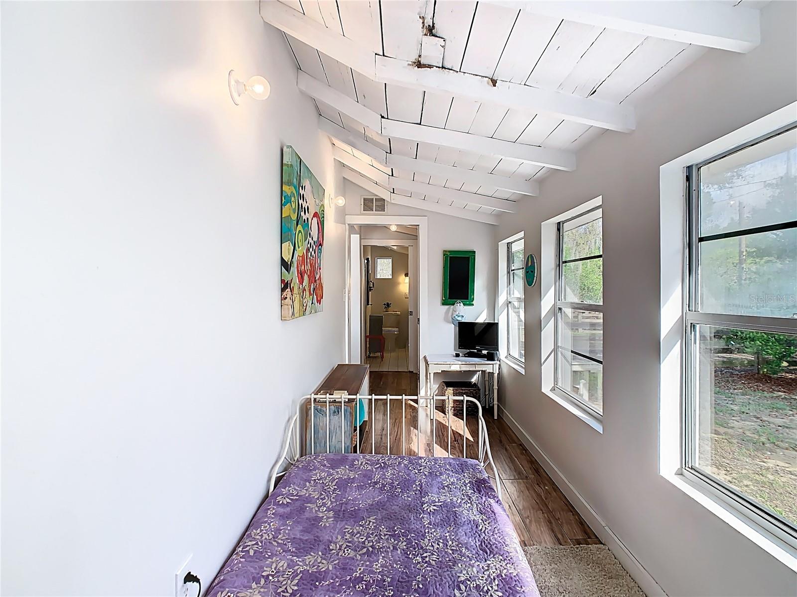 1124 SAINT ANNE SHRINE RD