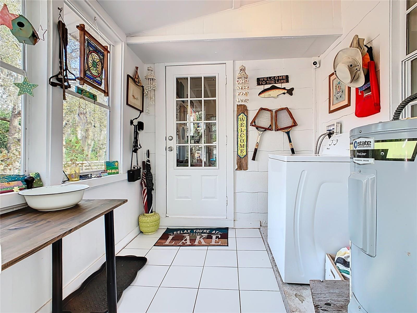 1124 SAINT ANNE SHRINE RD