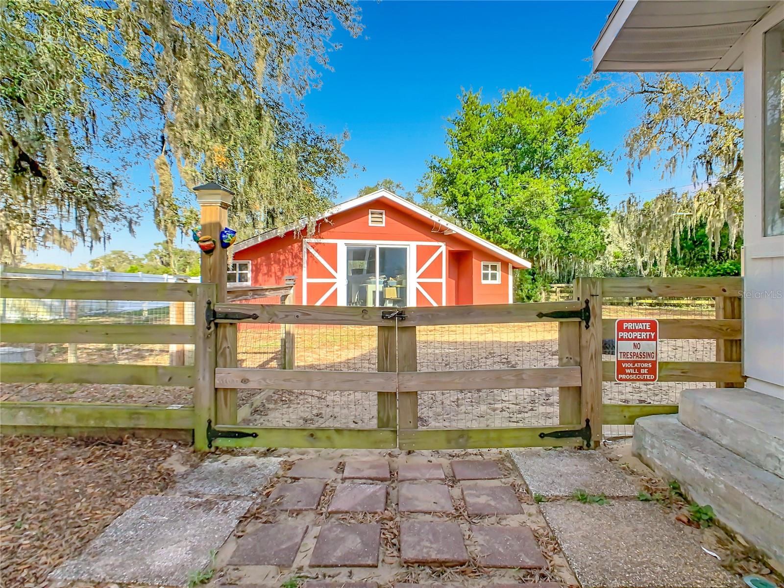 1124 SAINT ANNE SHRINE RD