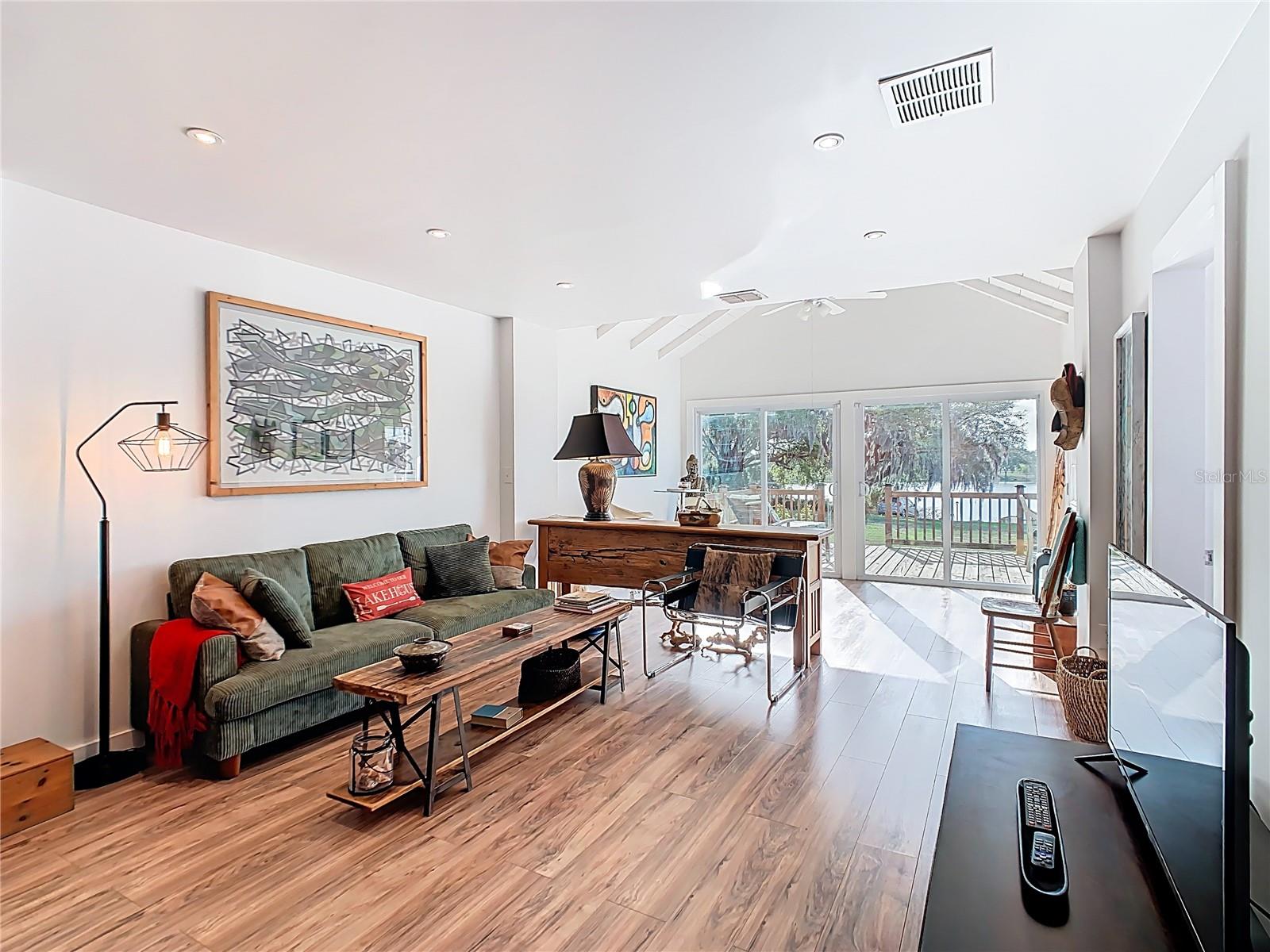 1124 SAINT ANNE SHRINE RD