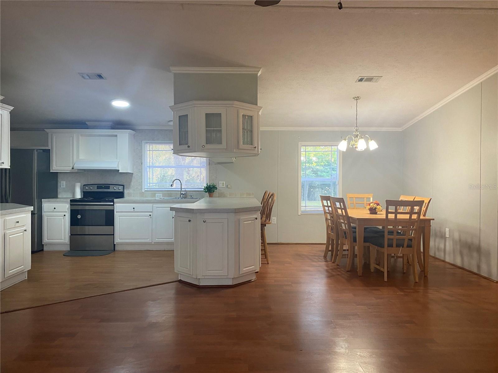 19507 HWY 60 E