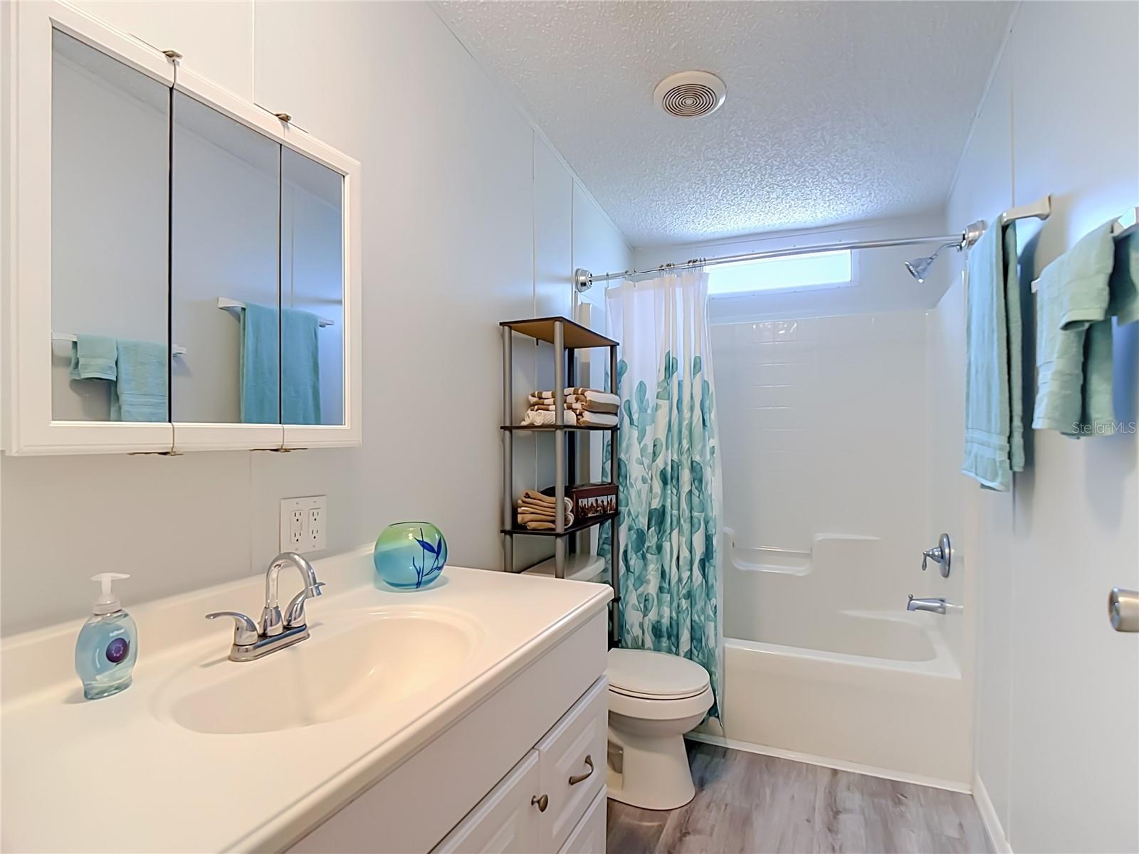 202 WAVERLY LOOP