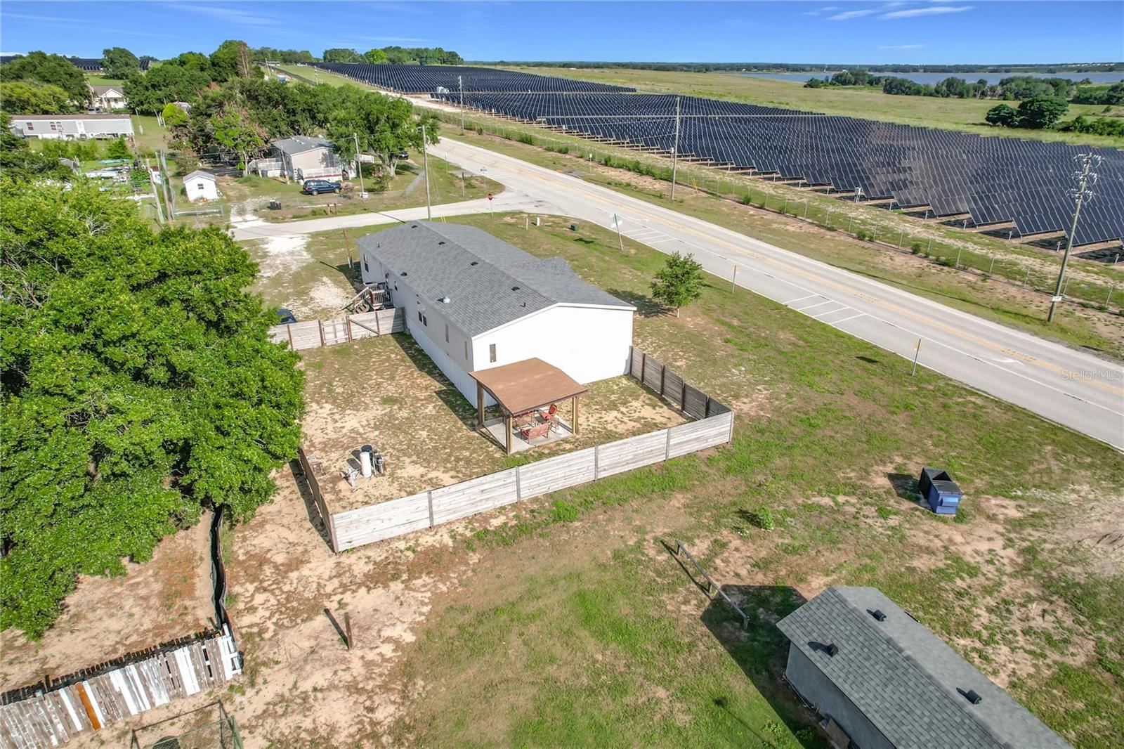 202 WAVERLY LOOP