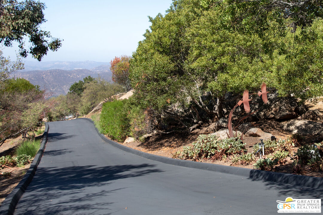 19210 Highland Hills Dr Unit: 10