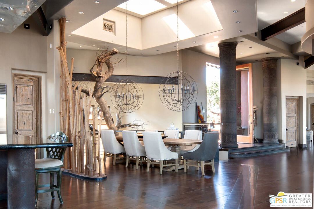 19210 Highland Hills Dr Unit: 10