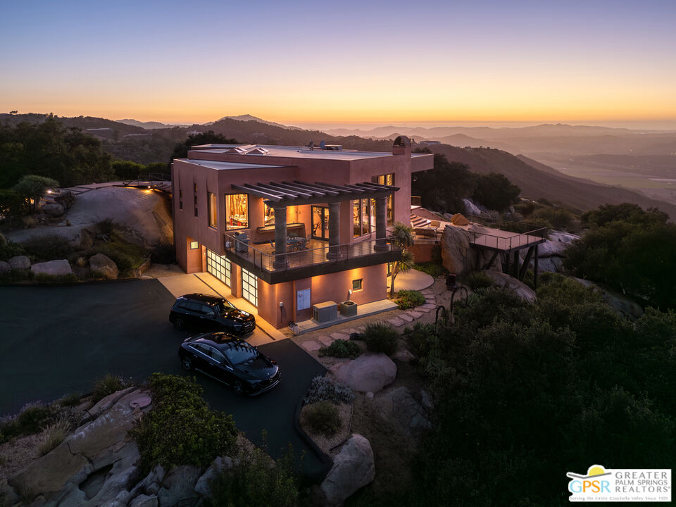 19210 Highland Hills Dr Unit: 10