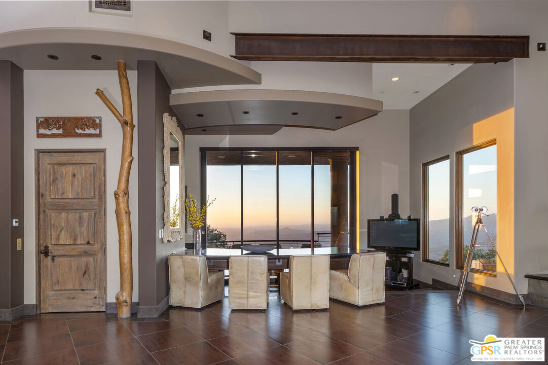 19210 Highland Hills Dr Unit: 10