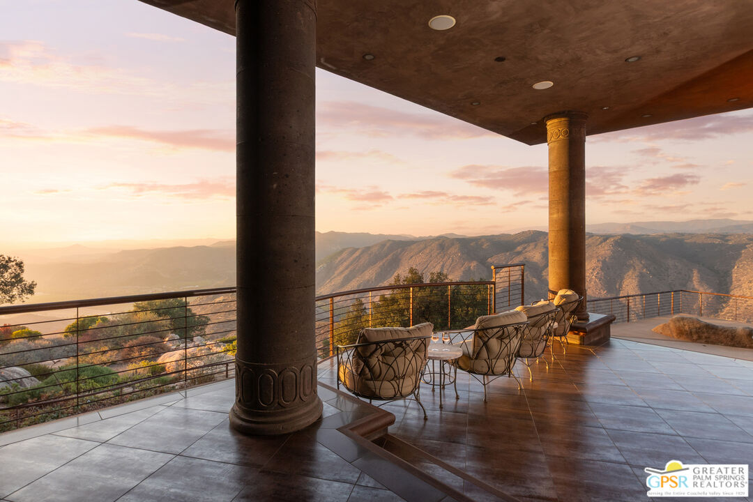 19210 Highland Hills Dr Unit: 10