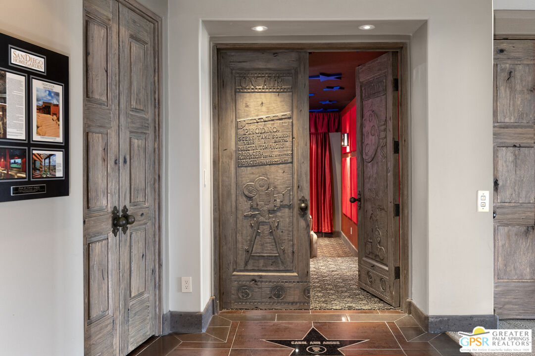 19210 Highland Hills Dr Unit: 10