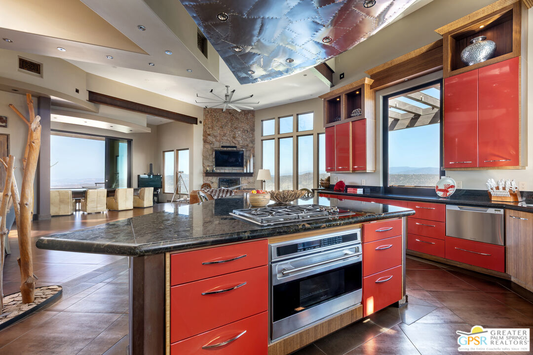 19210 Highland Hills Dr Unit: 10