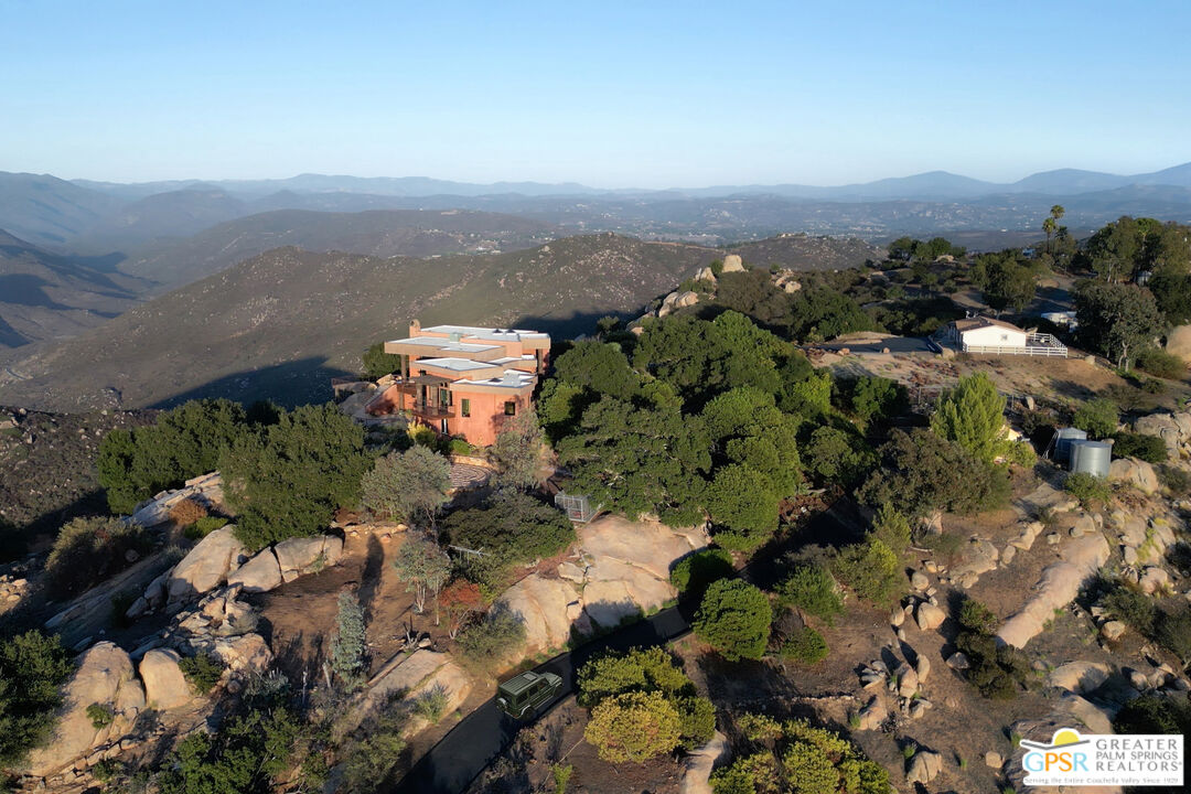 19210 Highland Hills Dr Unit: 10