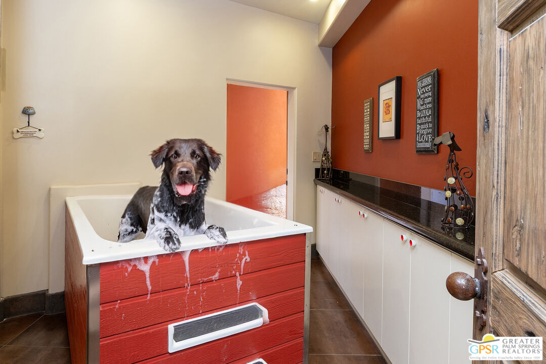 19210 Highland Hills Dr Unit: 10