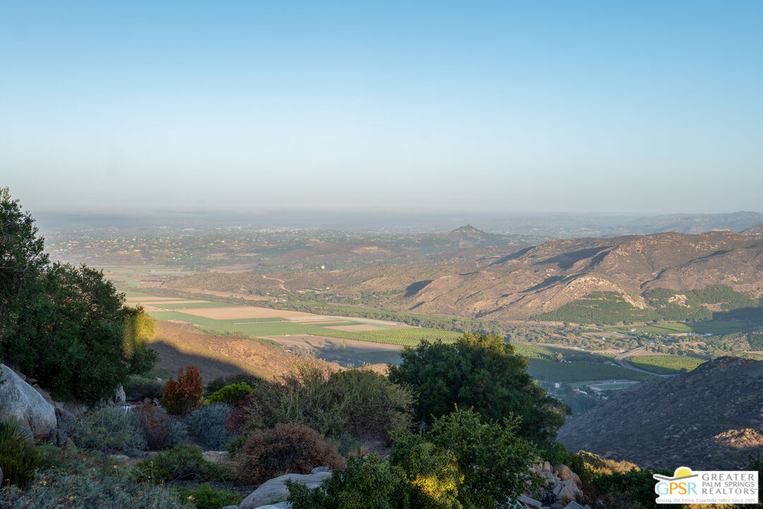 19210 Highland Hills Dr Unit: 10