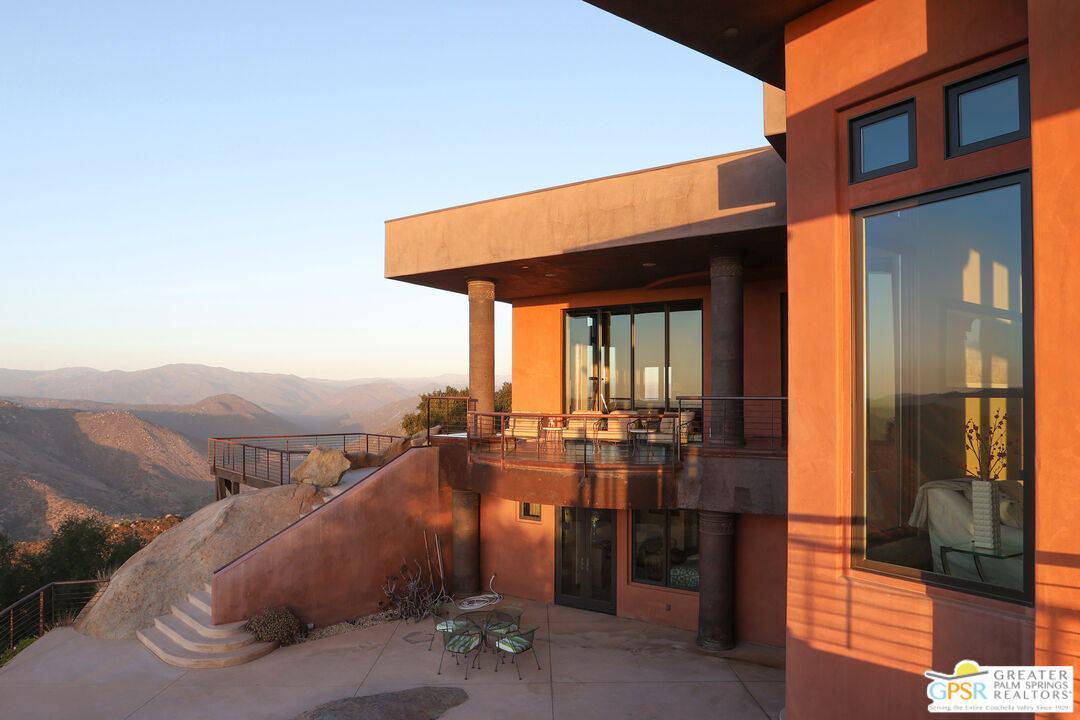 19210 Highland Hills Dr Unit: 10