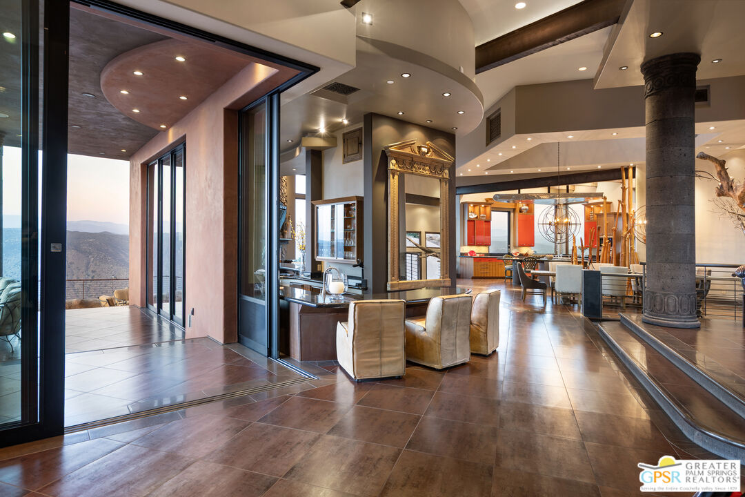 19210 Highland Hills Dr Unit: 10