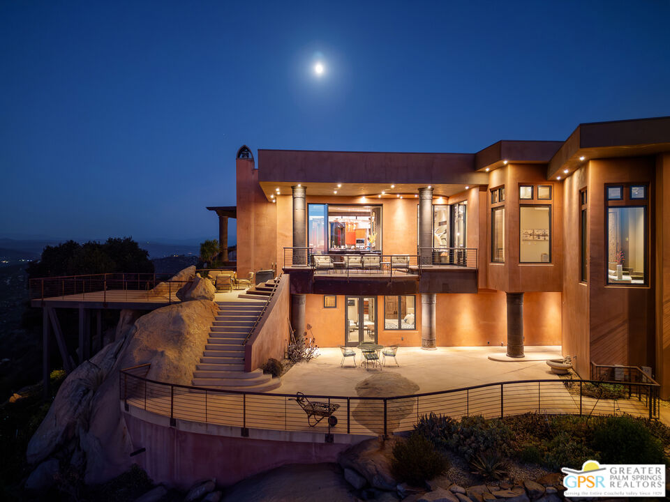 19210 Highland Hills Dr Unit: 10