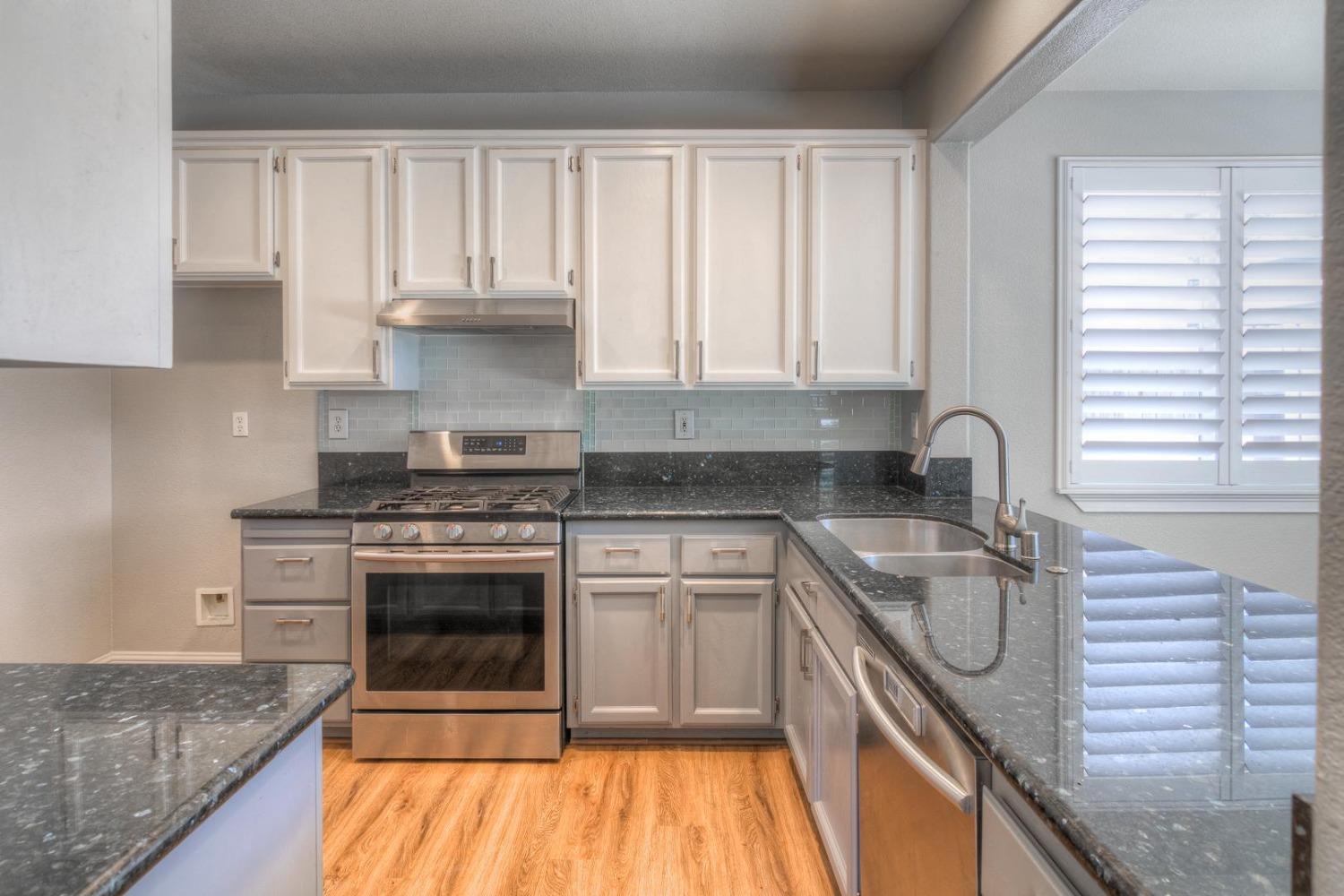 5533 Butte View Court