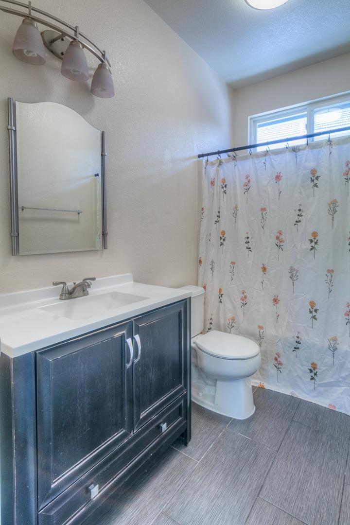 5533 Butte View Court