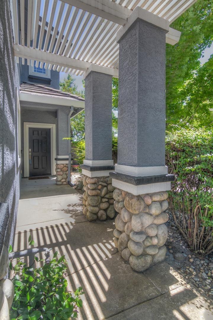 5533 Butte View Court