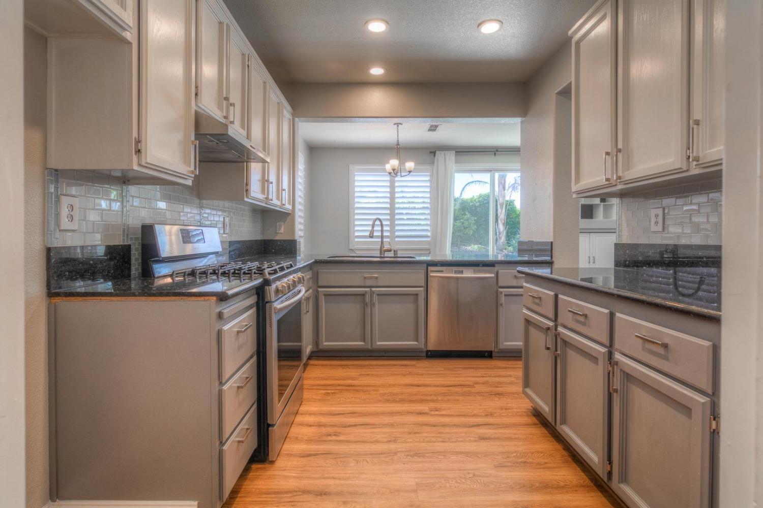 5533 Butte View Court