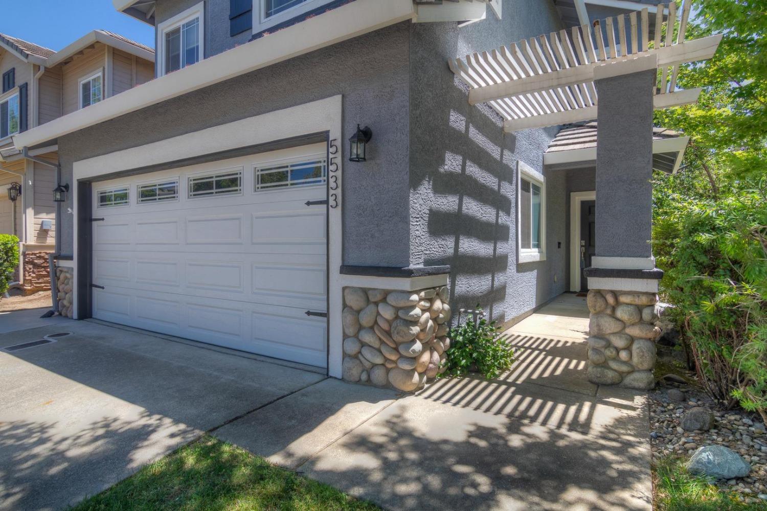 5533 Butte View Court