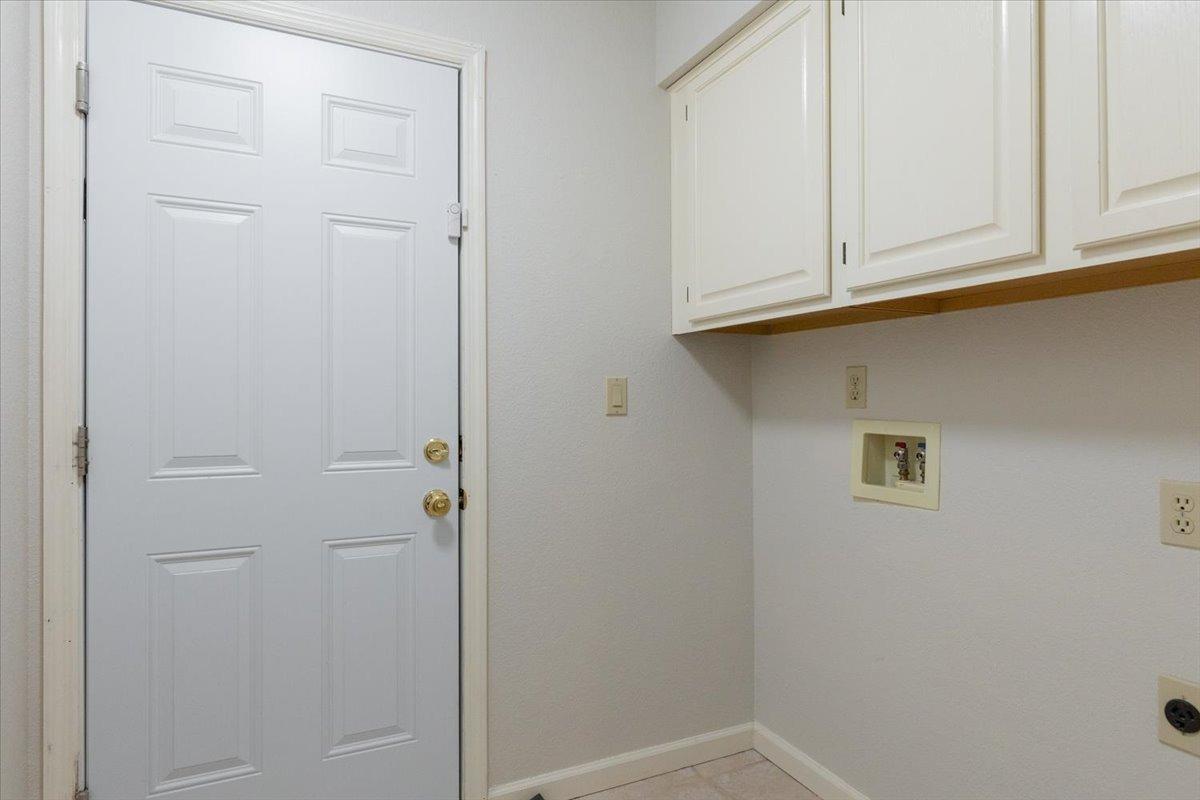 5629 Glen Oaks Drive