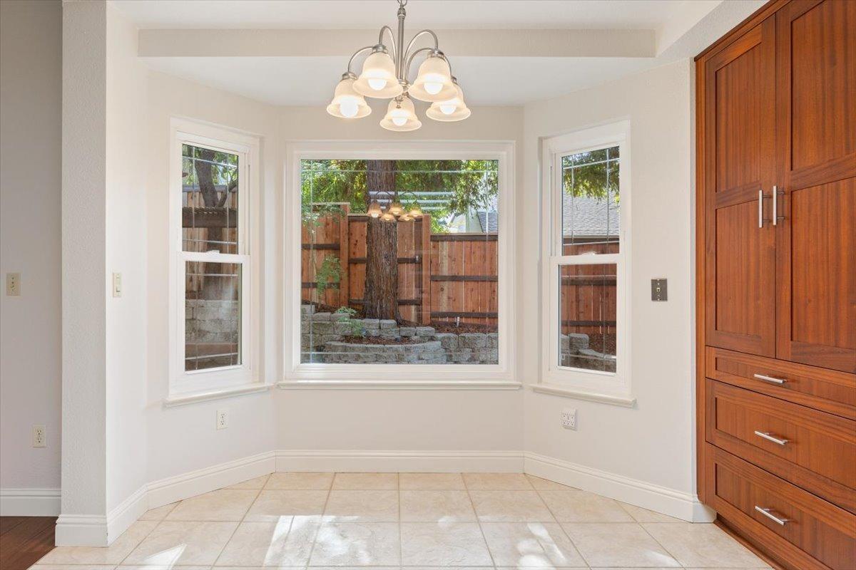 5629 Glen Oaks Drive