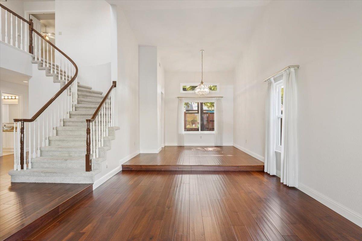 5629 Glen Oaks Drive