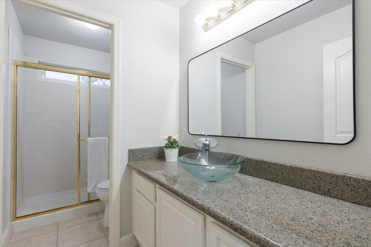5629 Glen Oaks Drive