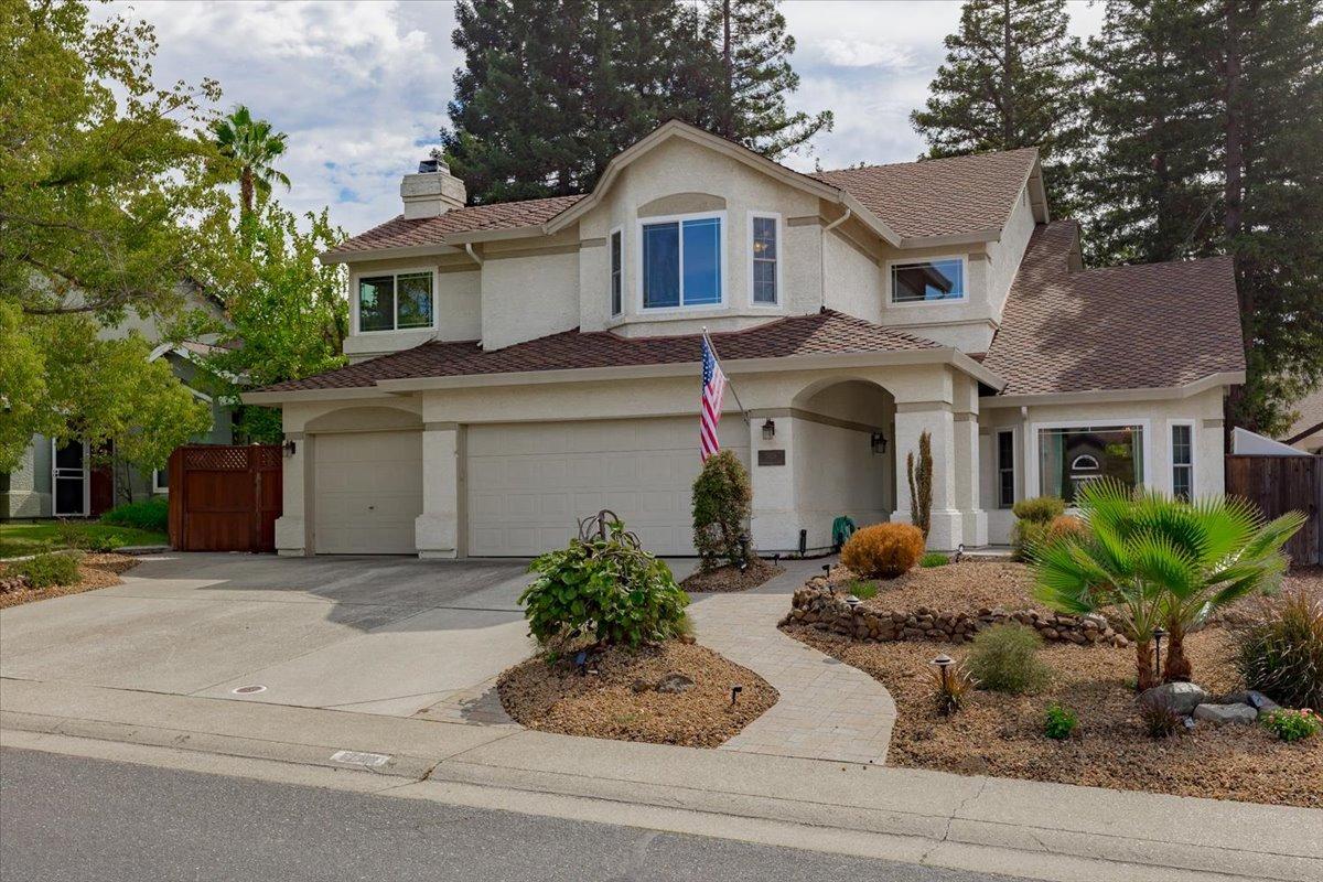5629 Glen Oaks Drive