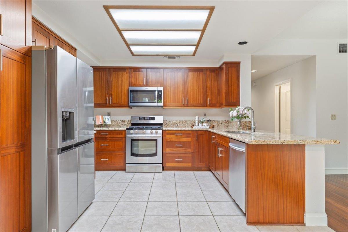 5629 Glen Oaks Drive