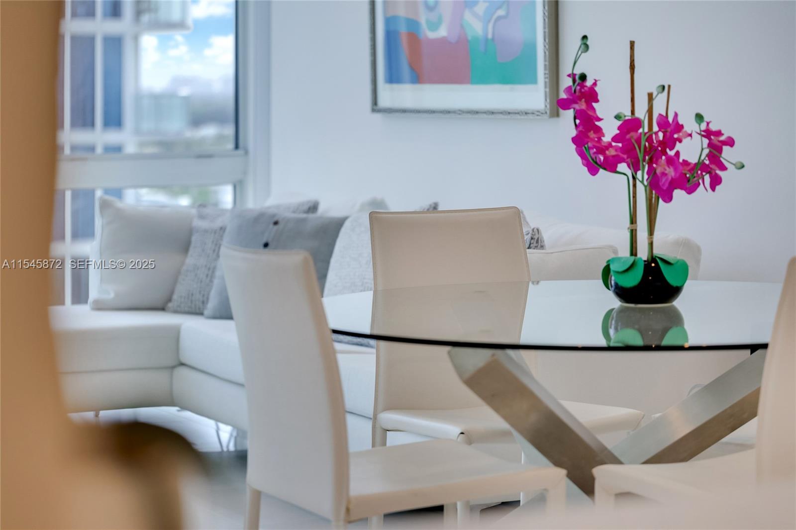 6801 Collins Ave Unit: 1210 /1206
