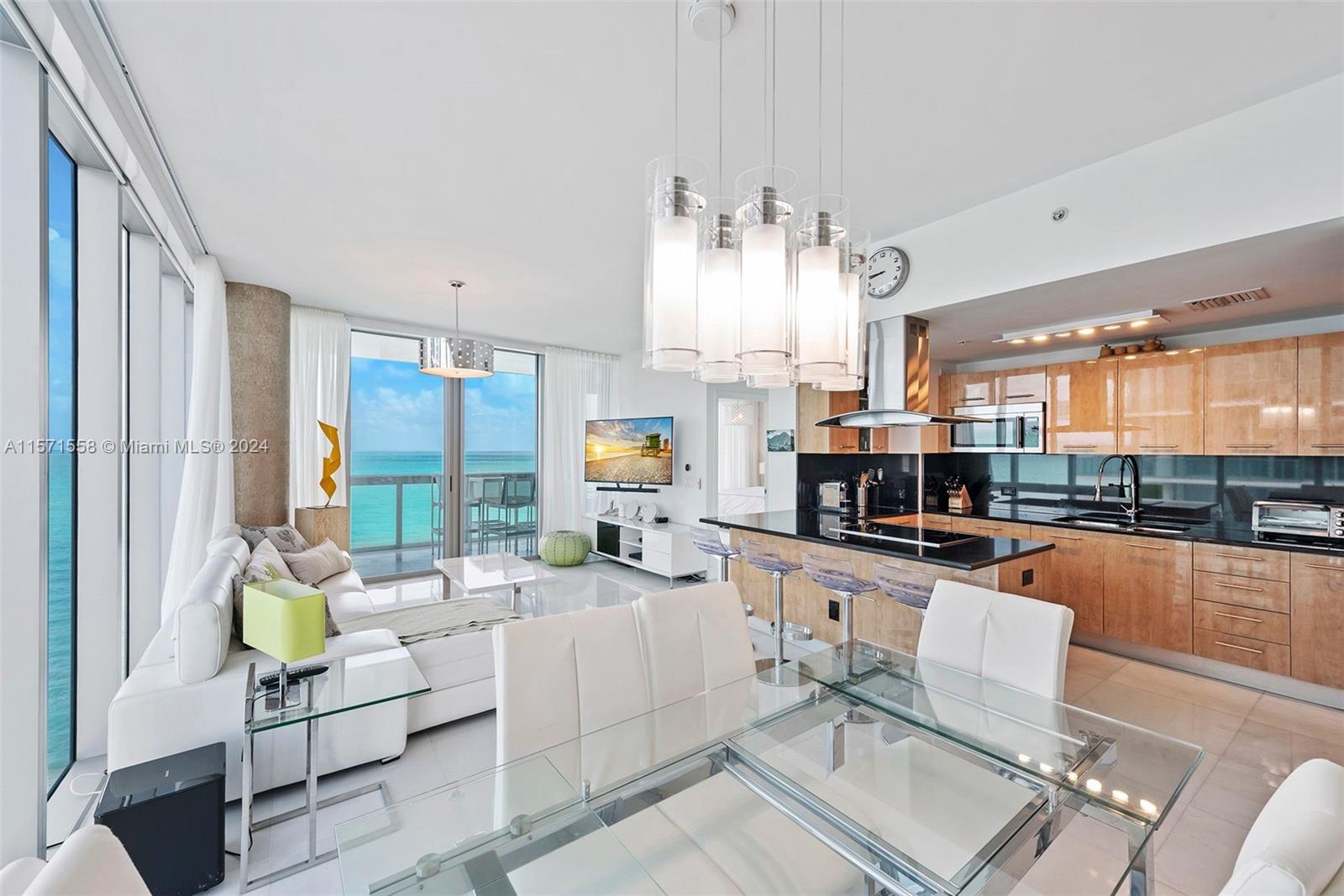 6899 Collins Ave # 1205
