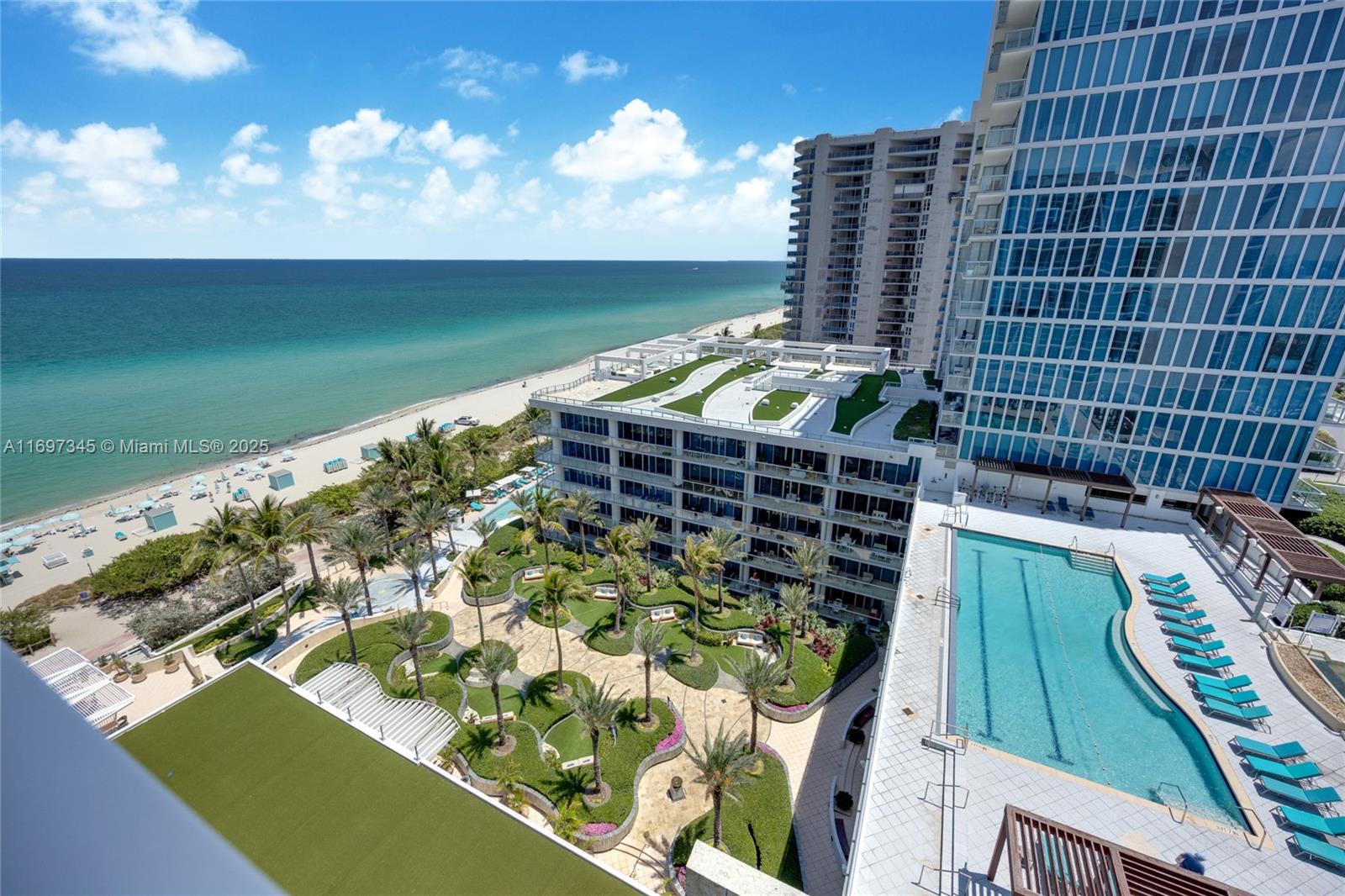 6799 Collins Ave # 1704
