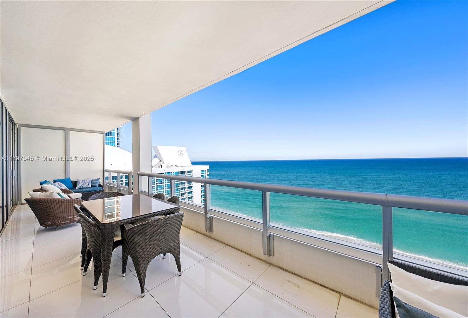 6799 Collins Ave # 1704
