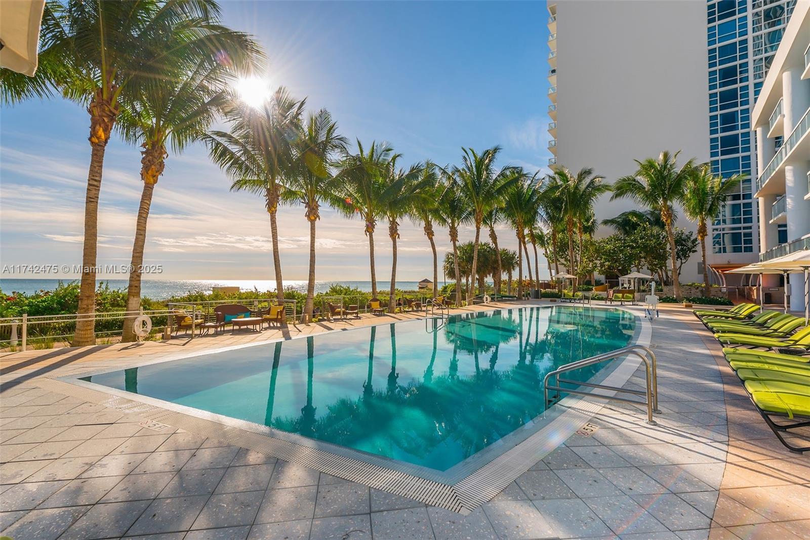 6899 Collins Ave # 1107