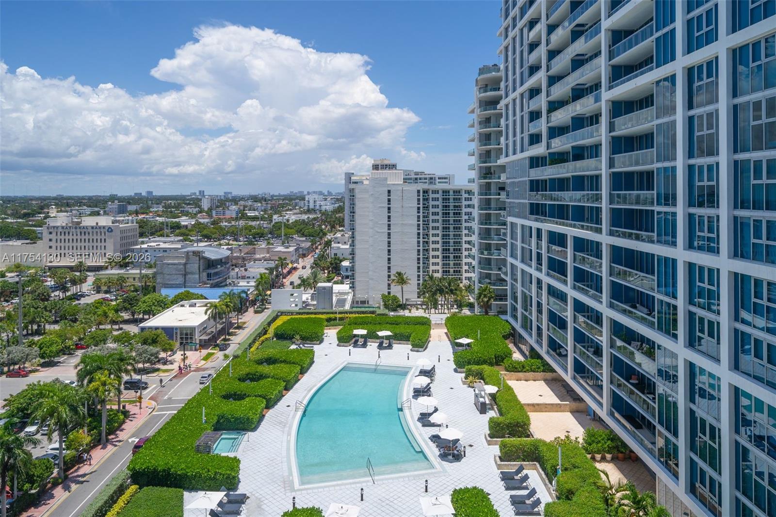 6801 Collins Ave # 1403