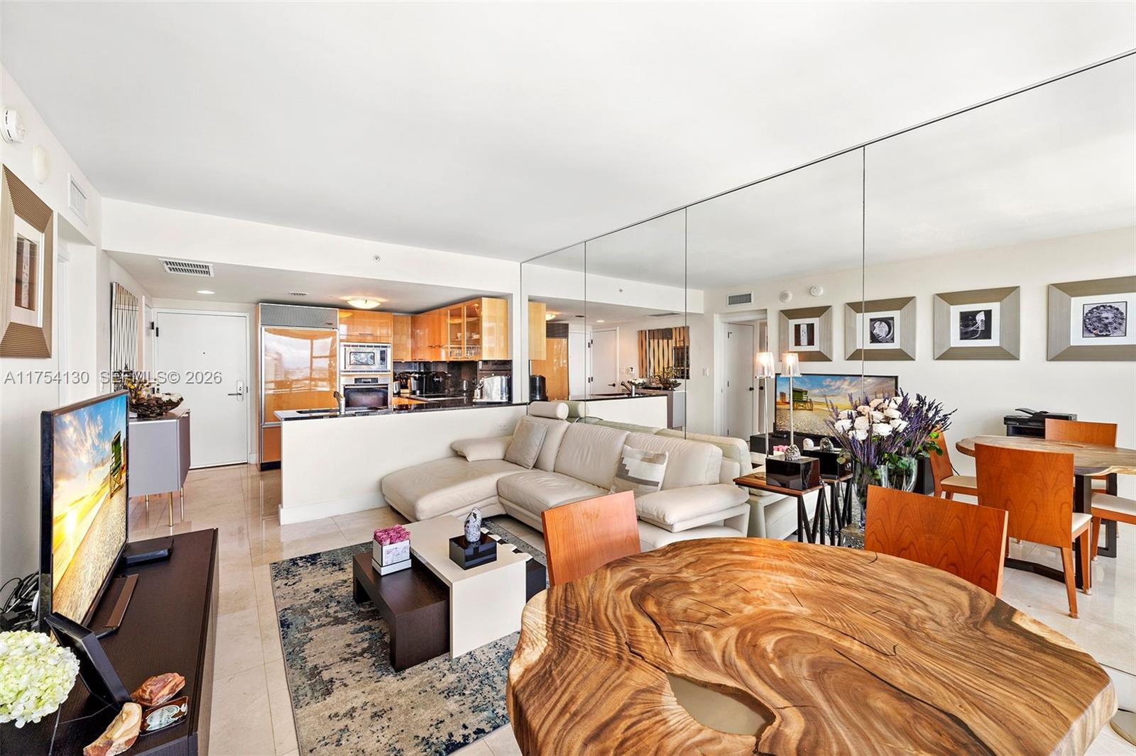6801 Collins Ave # 1403